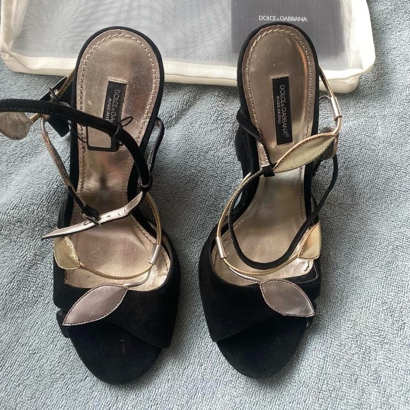 Dolce & Gabbana Black and Gold Women's Sandals - Picture 6 of 8